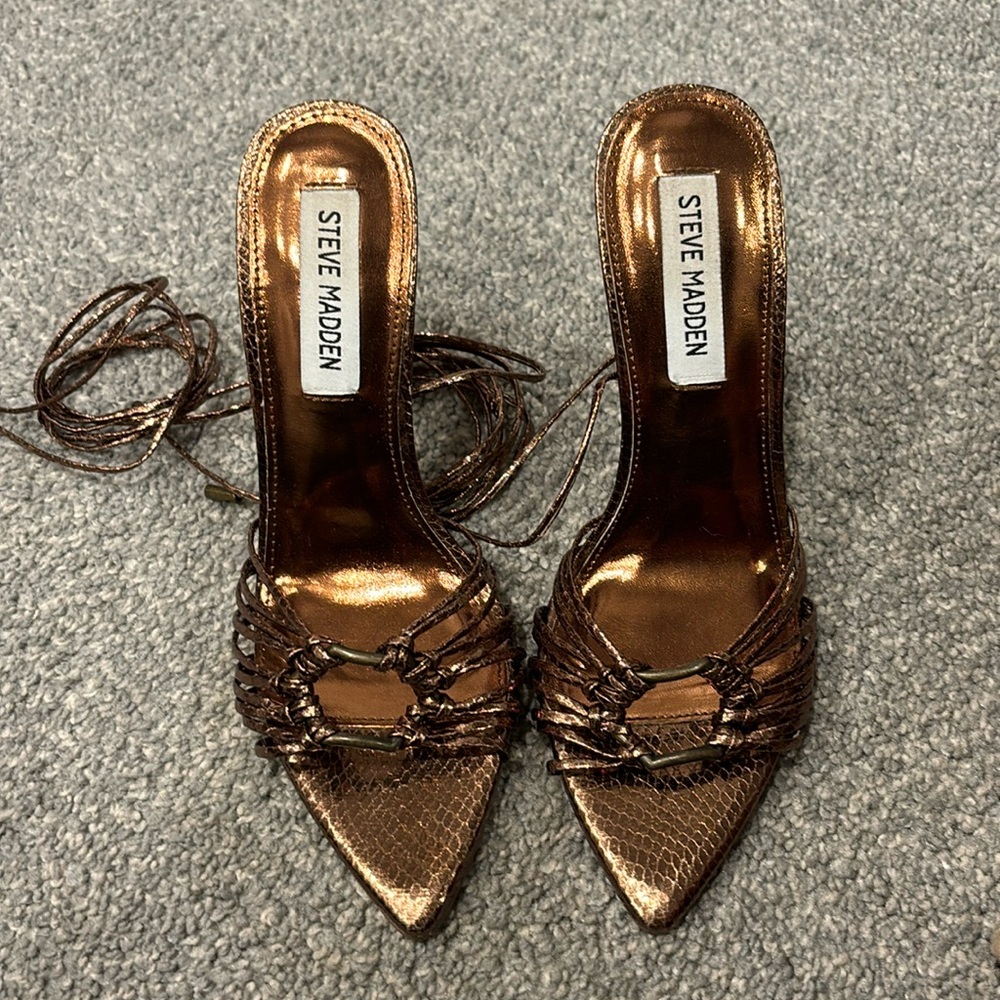 Steven Madden Lace up Bronze Pumps